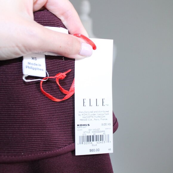 NWT Elle Burgundy Textured Bell Sleeve Blazer Jacket Sz XS - Picture 2 of 8